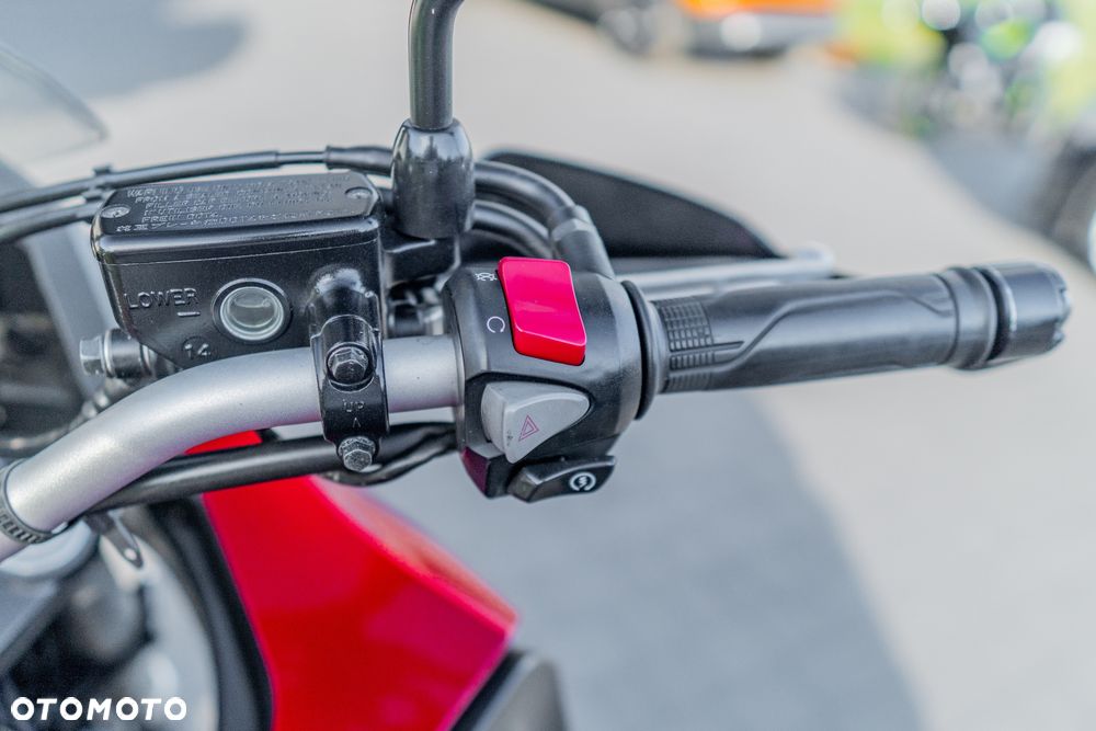 Honda VFR - 22