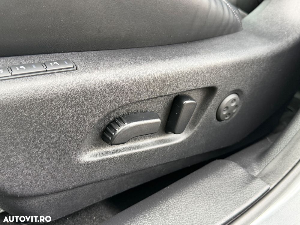 Nissan Qashqai 1.6 DCI Xtronic TEKNA+ - 9