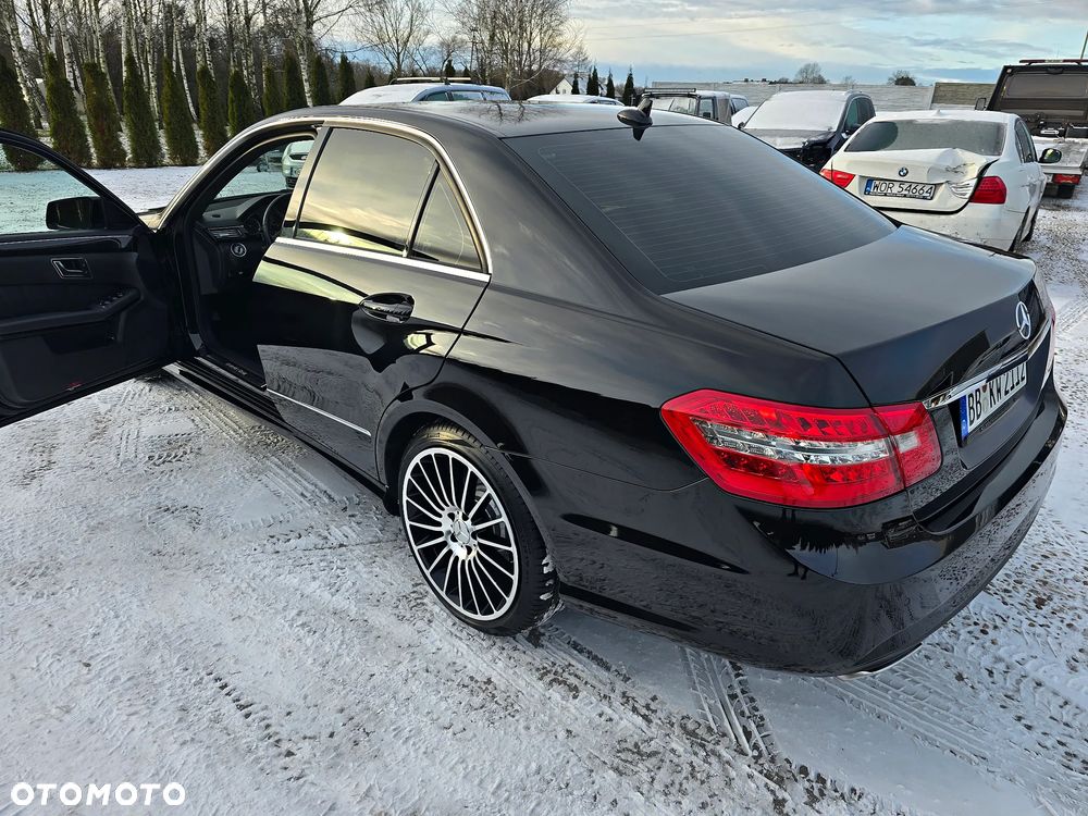 Mercedes-Benz Klasa E 200 CGI BlueEFFICIENCY 7G-TRONIC Avantgarde - 5