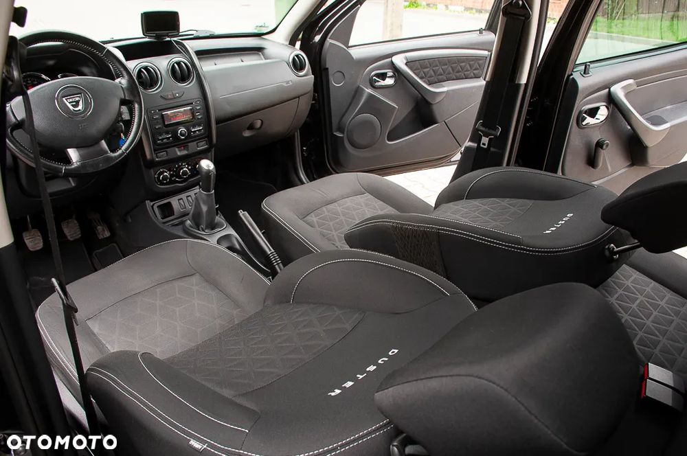 Dacia Duster 1.6 16V 105 4x2 Laureate - 26