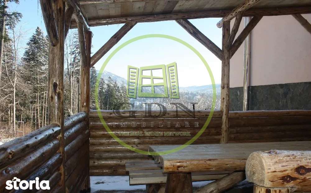 Pensiune 3 stele de vanzare in Predeal | Aproape de partie si centru - Imagine principală: 2/19