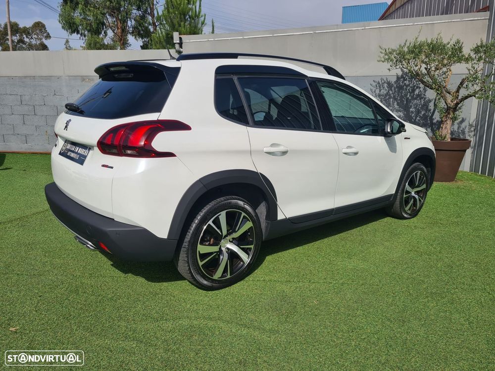 Peugeot 2008 1.2 PureTech GT Line - 3