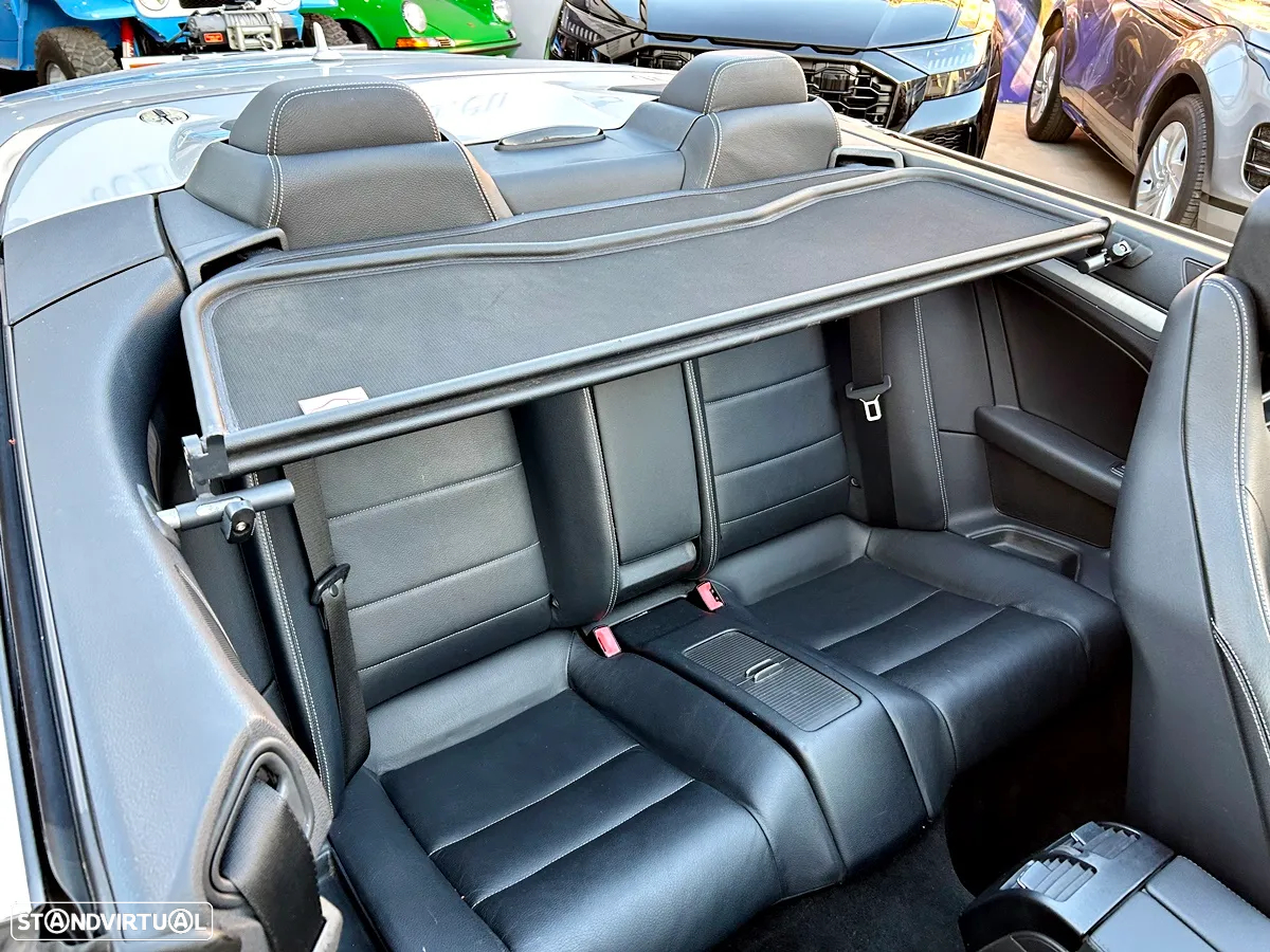 Mercedes-Benz E 220 CDi Avantgarde BlueEfficiency - 29