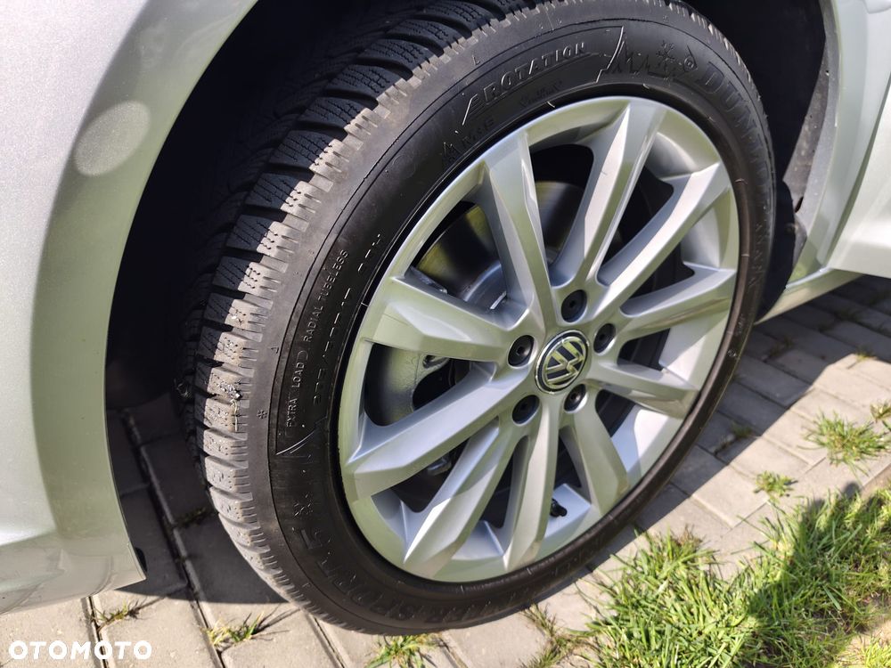 Volkswagen Touran 2.0 TDI DPF BlueMotion Technology Highline - 15