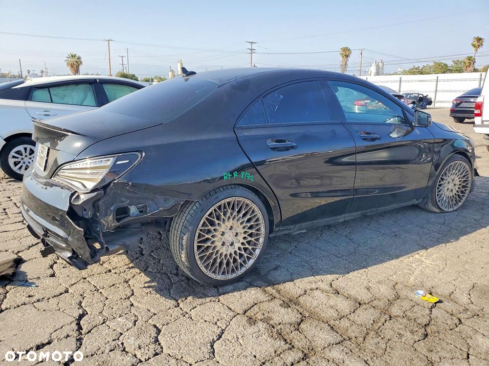 Mercedes-Benz CLA 45 AMG 4Matic 7G-DCT Edition 1 - 4