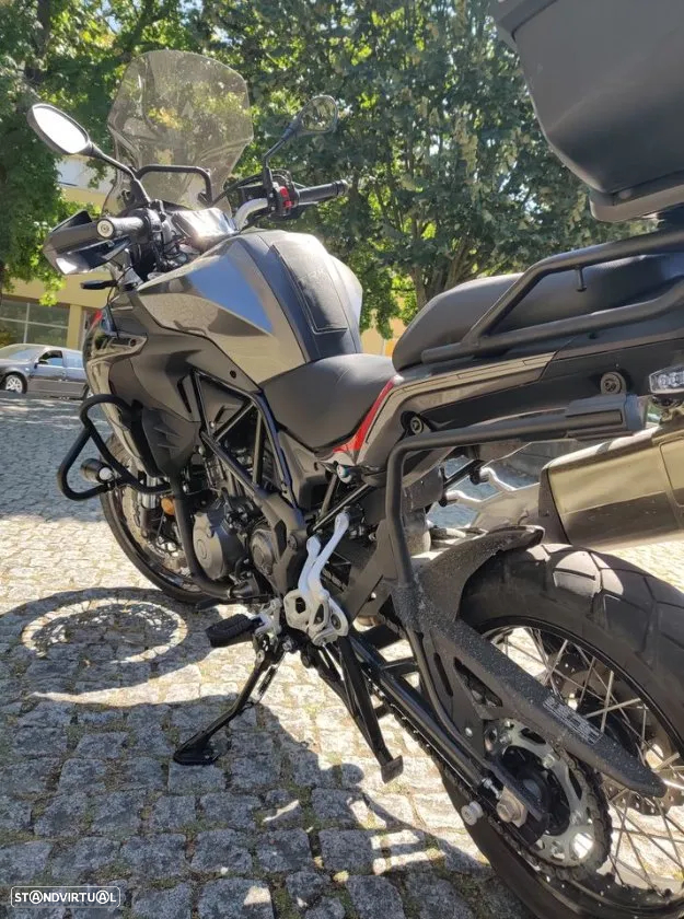Benelli TRK 502 - 9