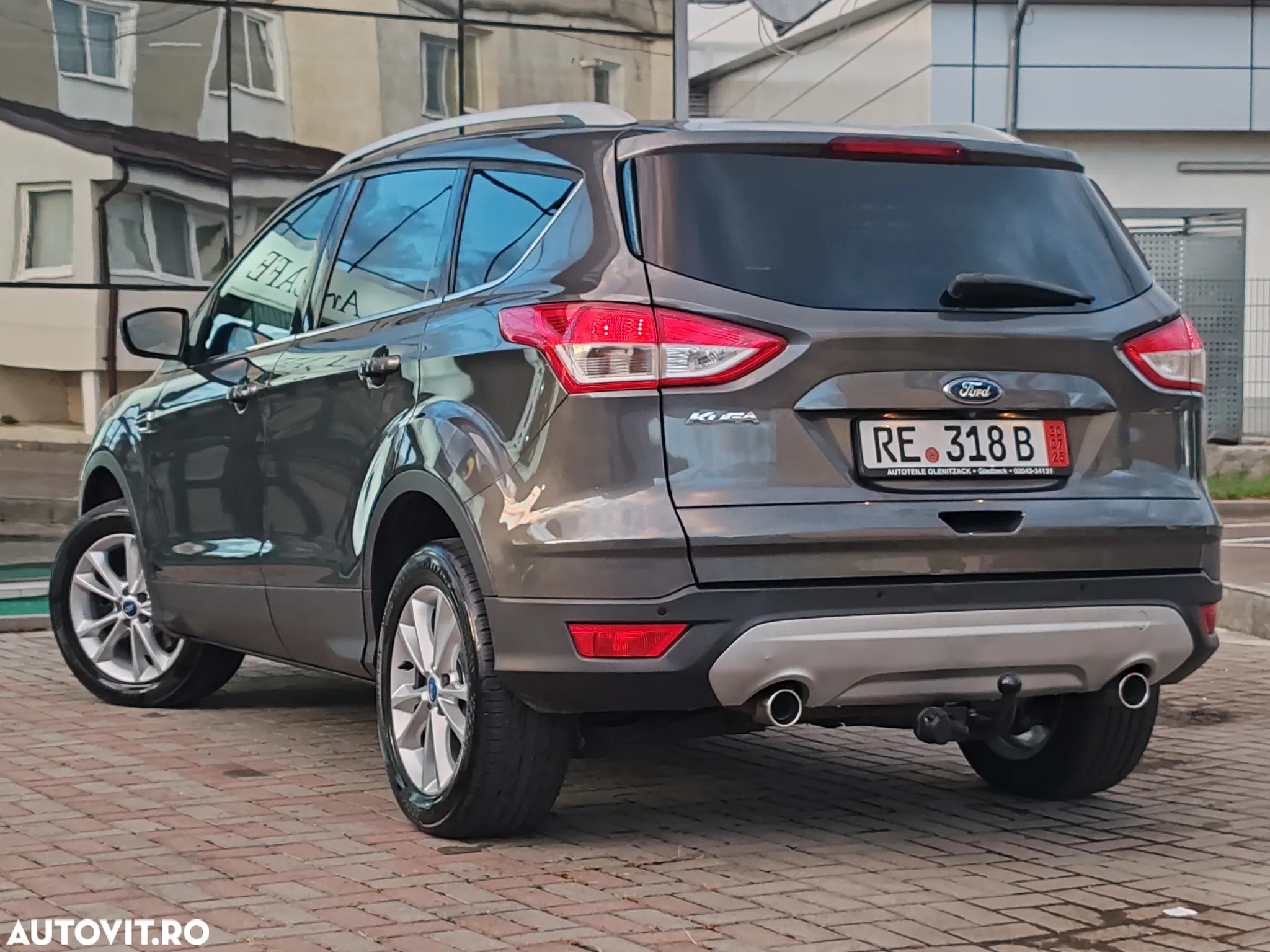 Ford Kuga - 3