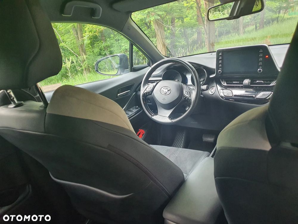 Toyota C-HR 2.0 Hybrid GR Sport - 8