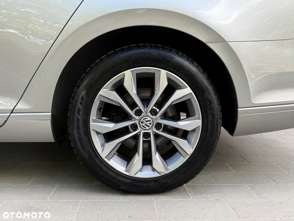 Volkswagen Passat 1.8 TSI BMT Comfortline DSG - 39