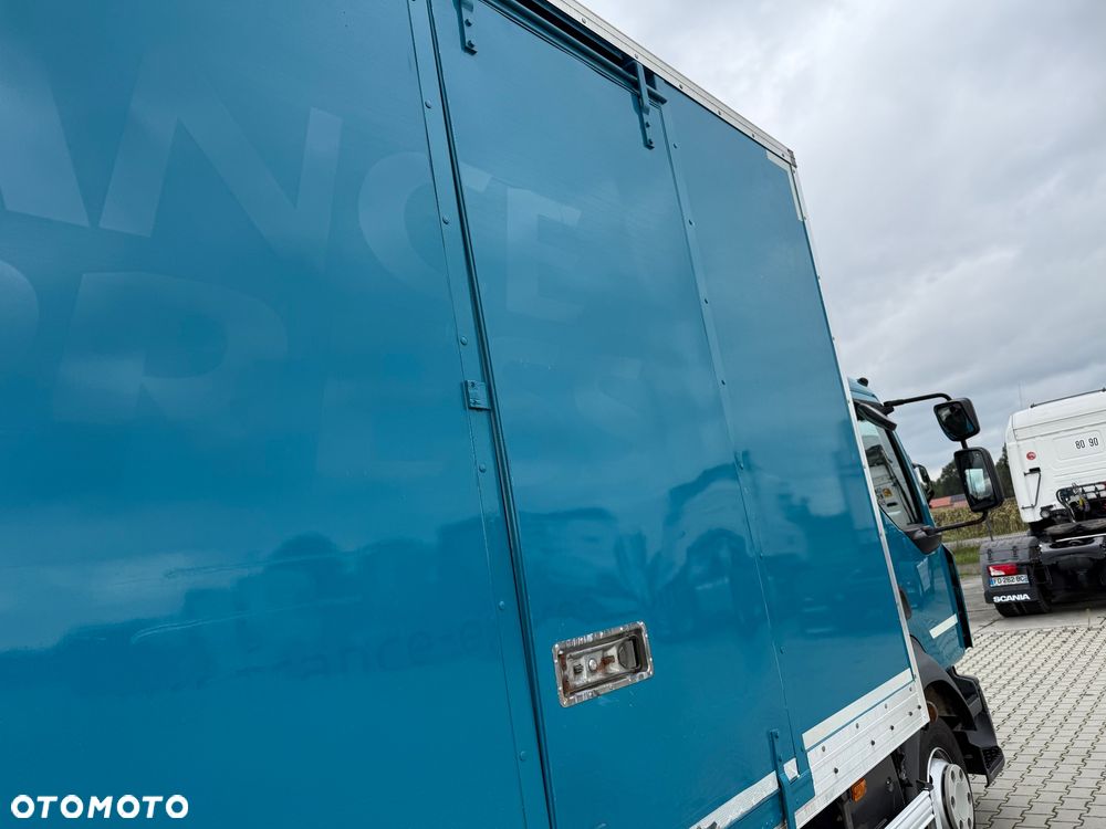 Renault D12 / 220 KM / WINDA / KONTENER 8,30M / ROLETA ELEKTRYCZNA / Z FRANCJI / STAN BDB / / / - 25