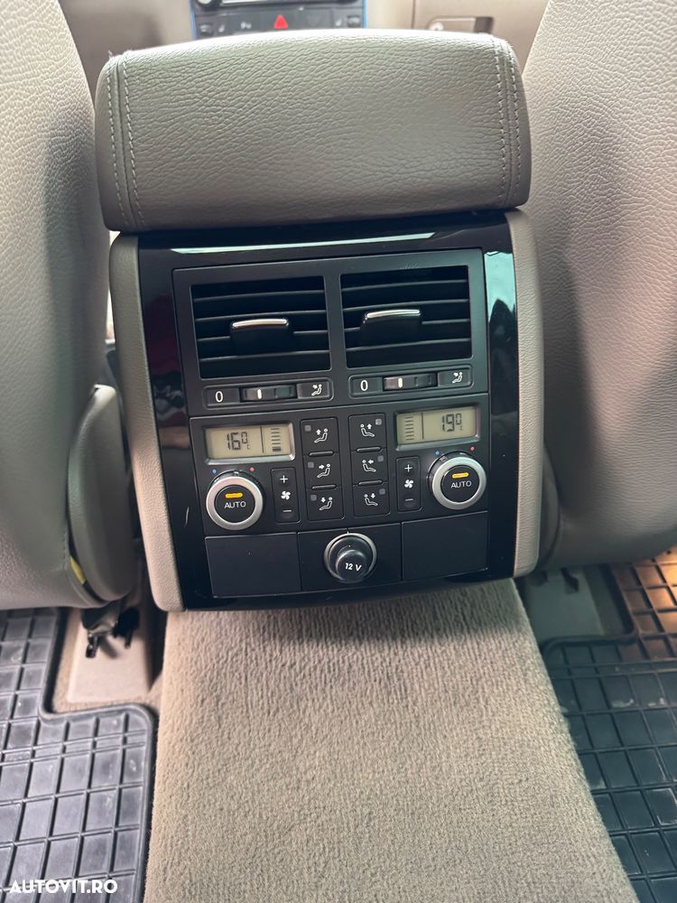 Volkswagen Touareg - 8