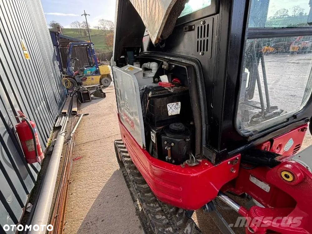 Takeuchi TB23 R - 15