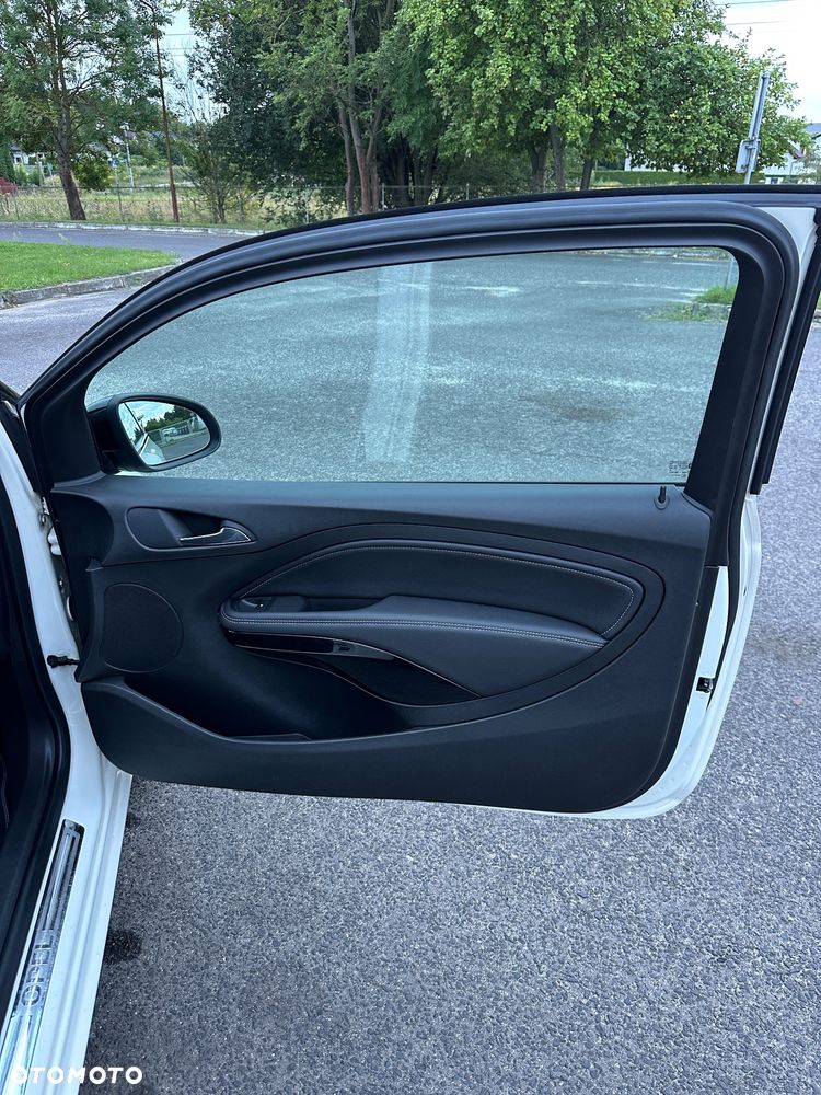 Opel Adam 1.4 Open Air - 24