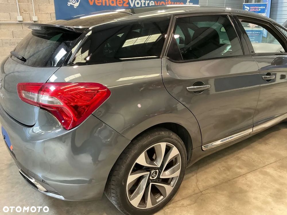 Citroën DS5 2.0 HDi SportChic - 3