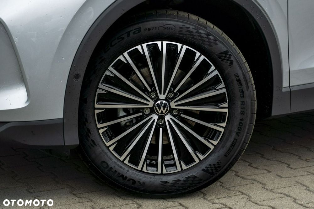 Volkswagen Tiguan - 4