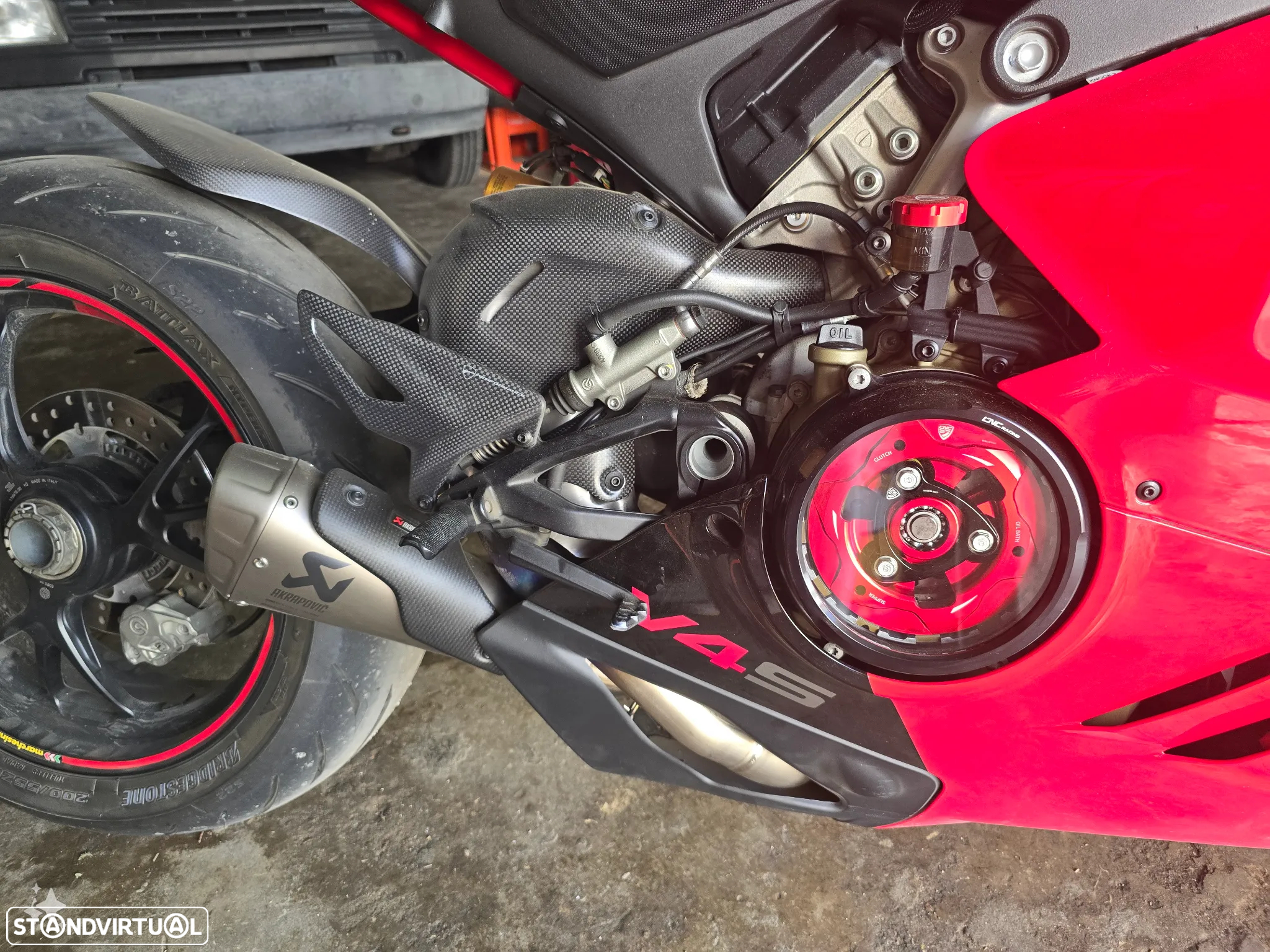 Ducati Panigale V4 S S - 4