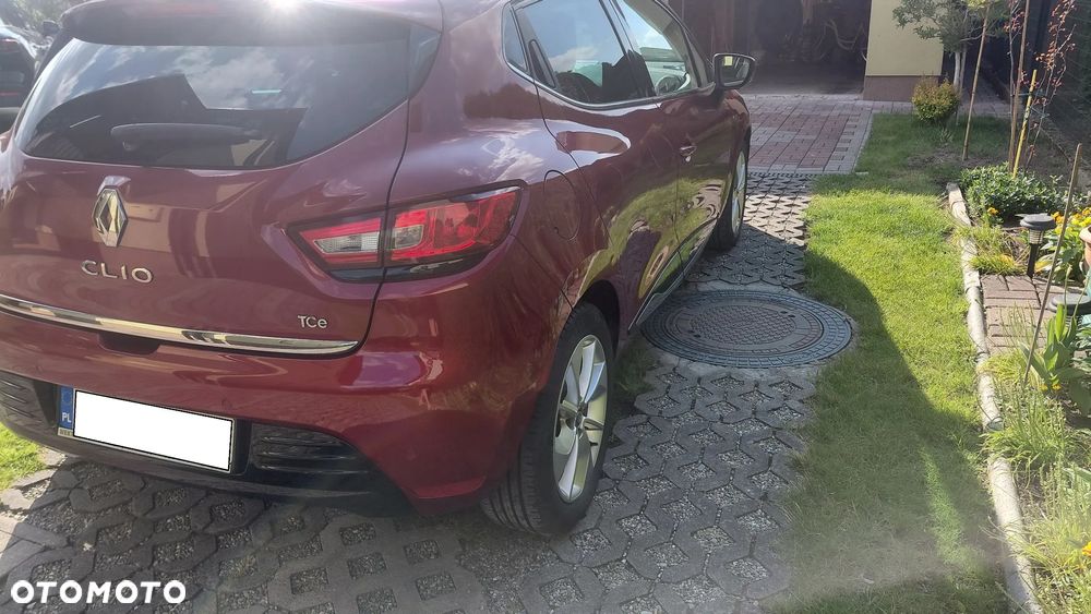 Renault Clio - 7
