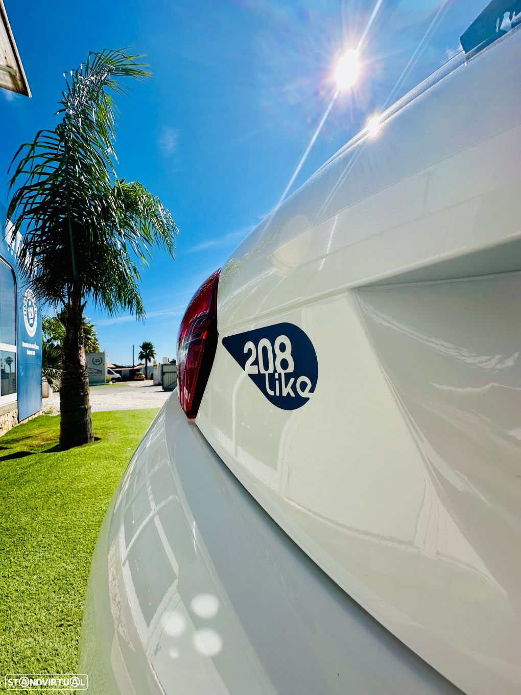Peugeot 208 1.2 PureTech Like - 9