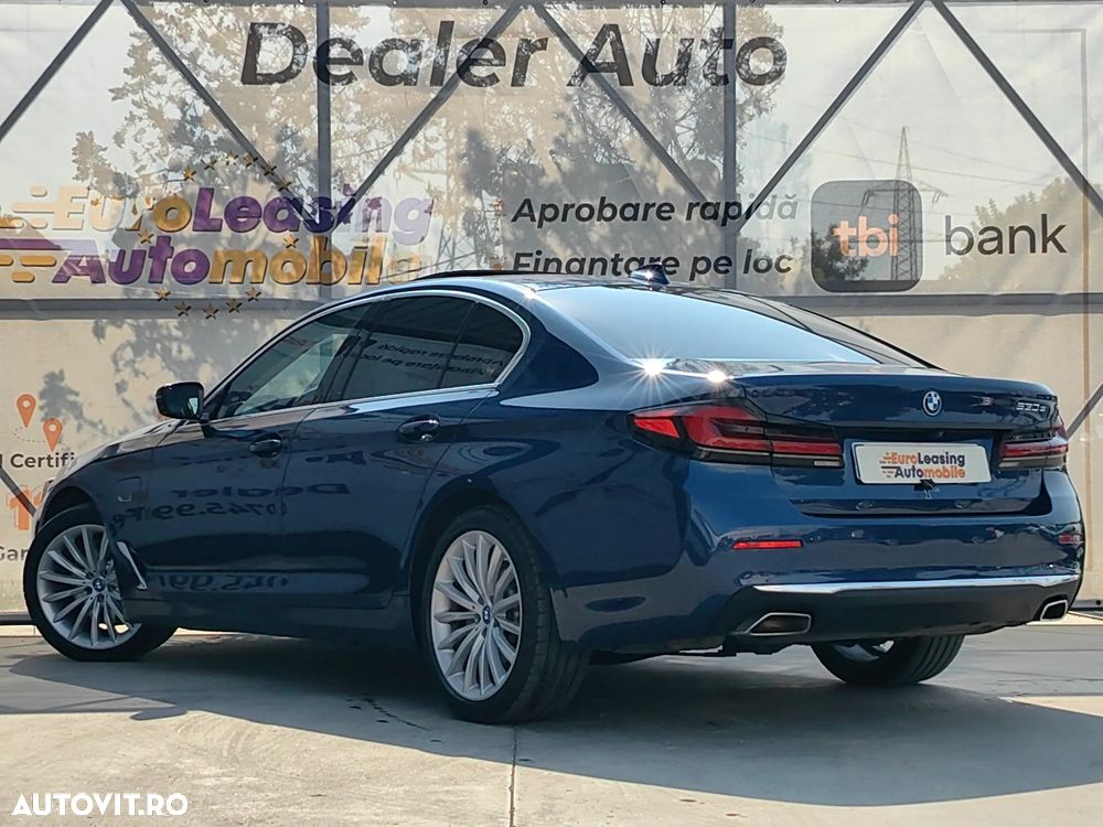 BMW Seria 5 530e Aut. Luxury Line - 13