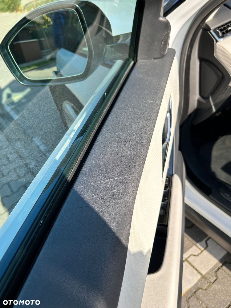 Land Rover Range Rover Velar 2.0 SD4 - 10