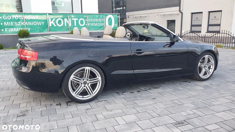Audi A5 Cabrio - 24