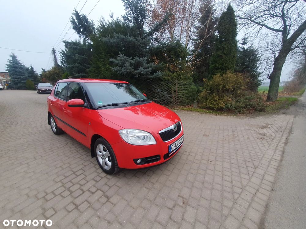 Skoda Fabia 1.6 16V Tiptronic Elegance - 2
