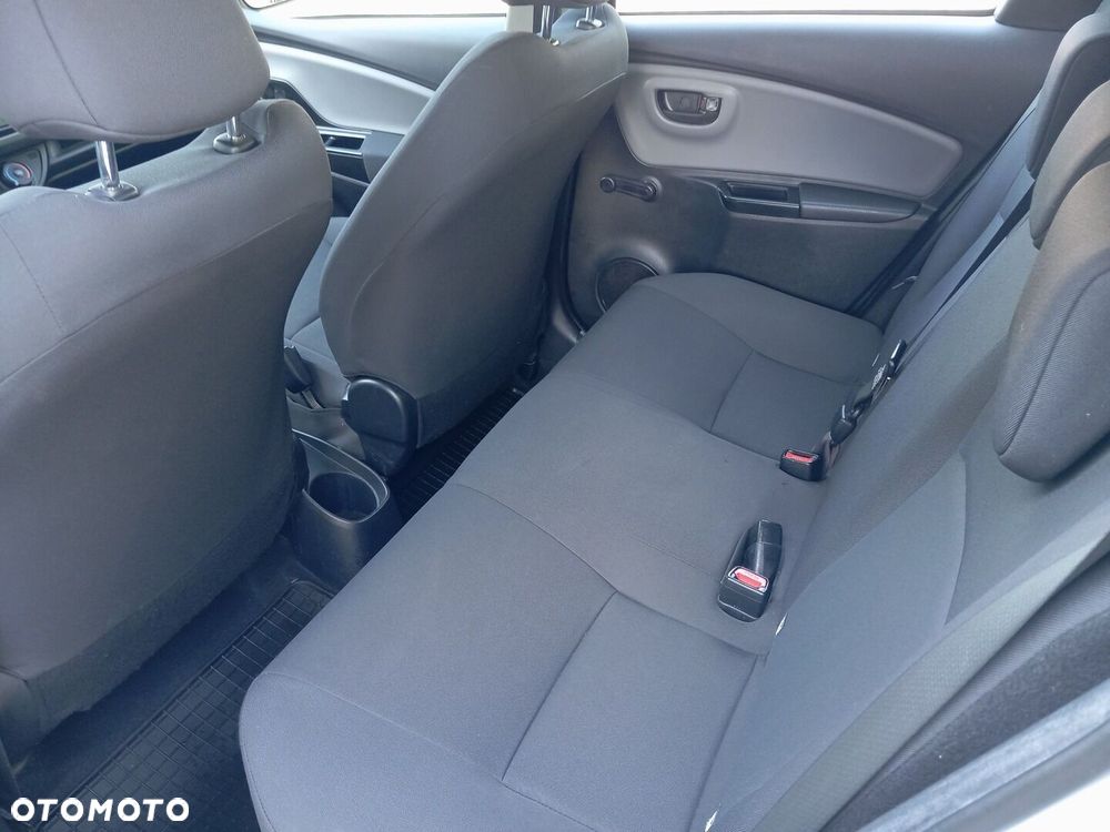 Toyota Yaris 1.0 Active - 11