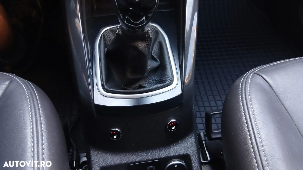Ford EcoSport - 13