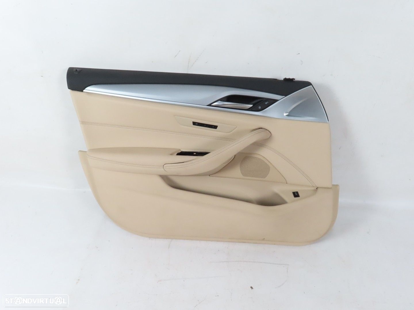 Forra da Porta em Pele Esquerdo/Frente Seminovo/ Original BMW 5 (G30, F90)/BMW 5... - 1