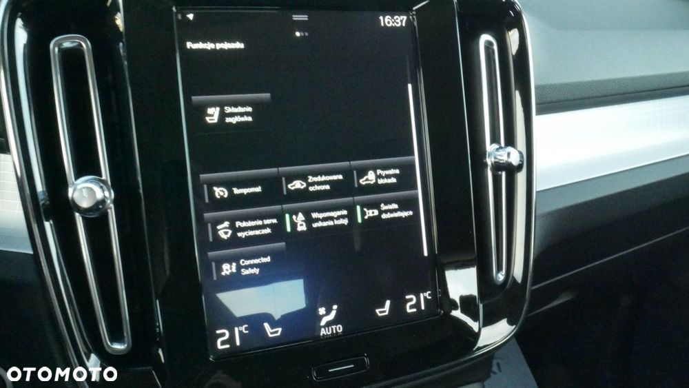 Volvo XC 40 - 12