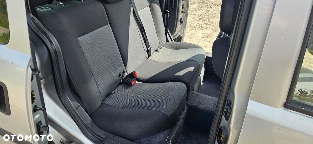 Opel Combo Tour Enjoy - 13