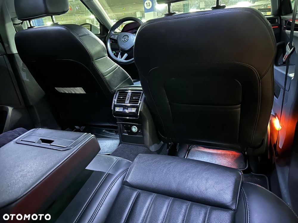 Skoda Superb 2.0 TDI 4x4 L&K DSG - 11