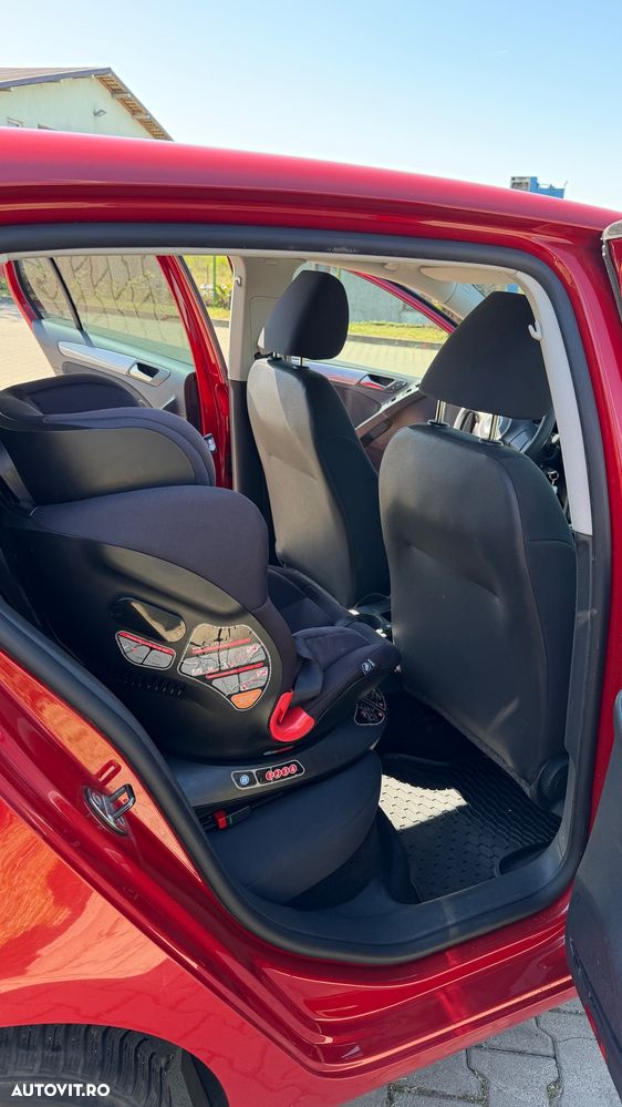 Volkswagen Golf 1.6 TDI DPF BlueMotion - 6