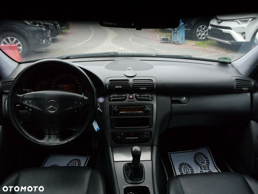 Mercedes-Benz Klasa C 200 Kompressor Avantgarde Sport Edition - 21