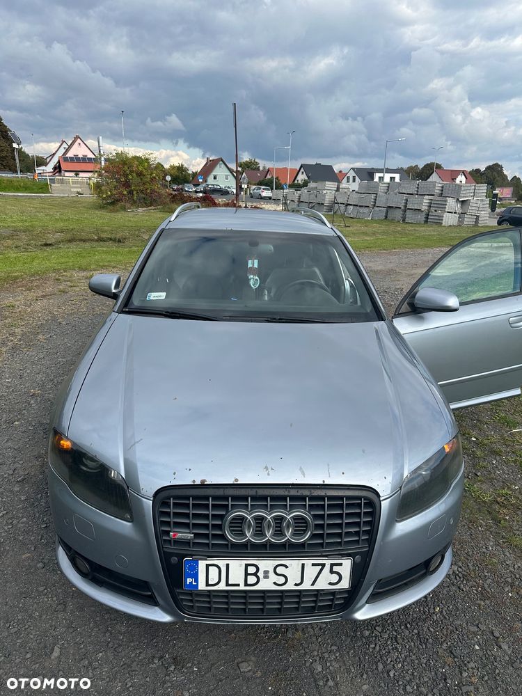 Audi A4 Avant - 1
