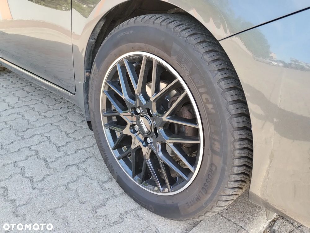 Toyota Corolla 1.4 D-4D Luna - 6