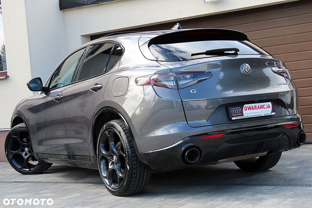 Alfa Romeo Stelvio 2.0 Turbo 16V AT8-Q4 Veloce - 9