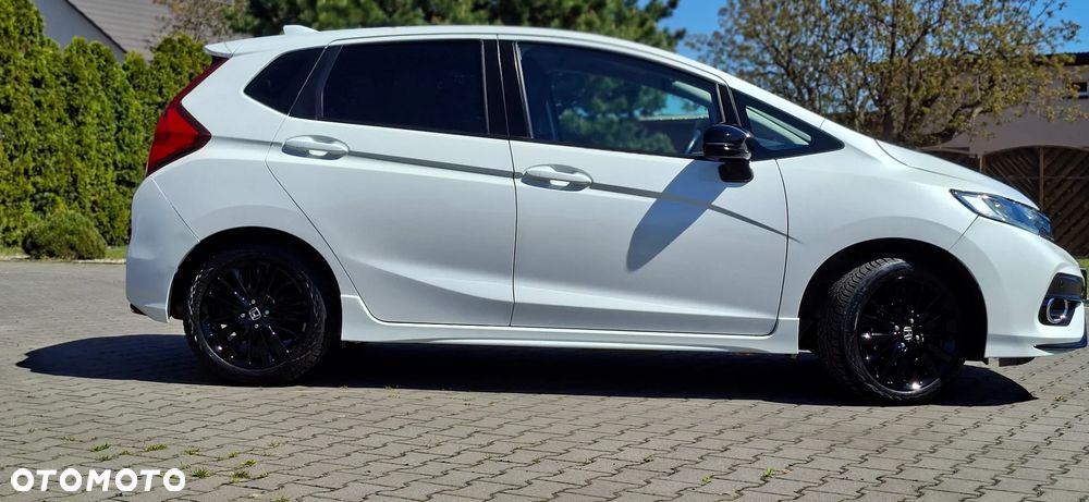 Honda Jazz 1.5 i-VTEC Dynamic (ADAS/Honda Connect+) CVT - 9