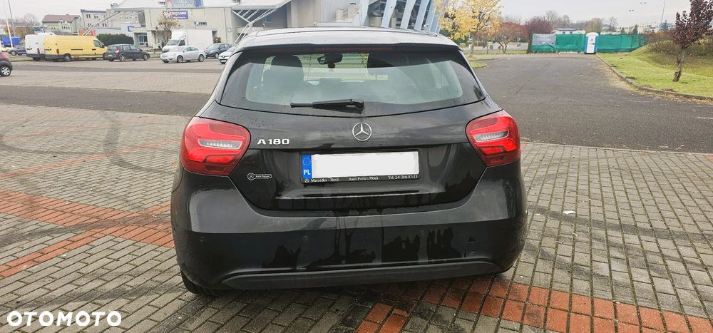 Mercedes-Benz Klasa A 180 7G-DCT - 5