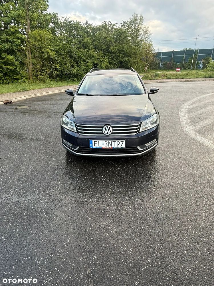 Volkswagen Passat 2.0 TDI DPF Highline DSG - 2