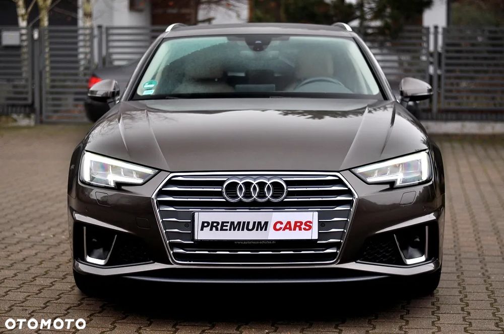 Audi A4 Avant 2.0 TDI DPF clean diesel multitronic S line Sportpaket - 10