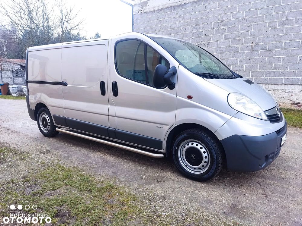 Opel Vivaro - 9