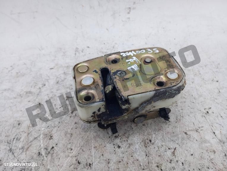 Fechadura Porta Frente Esquerda  Nissan Datsun 120y [1974_1979] - 3