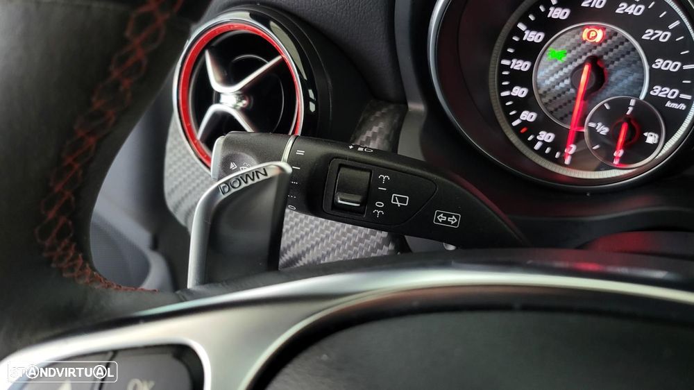 Mercedes-Benz A 45 AMG 4Matic Speedshift 7G-DCT - 24