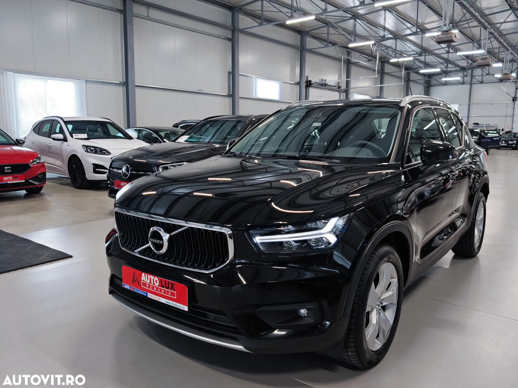 Volvo XC 40 T3 Geartronic Momentum Pro - 34