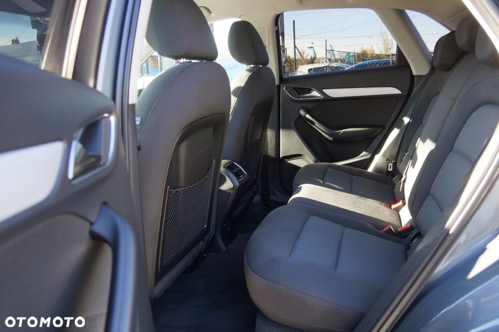 Audi Q3 - 30