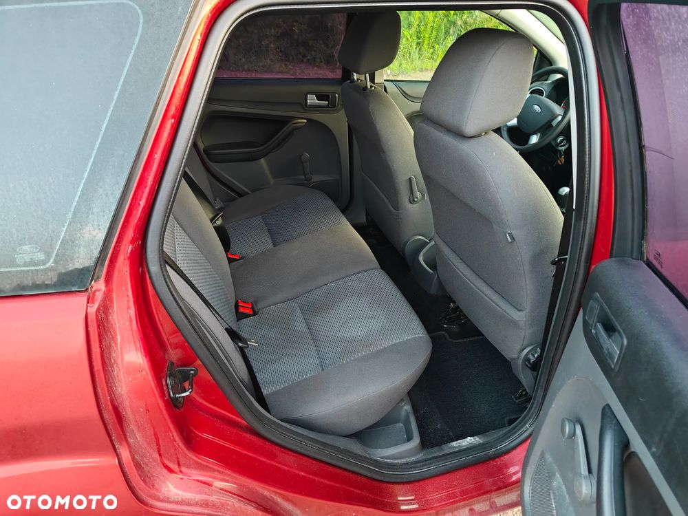 Ford Focus 1.6 16V Style - 4