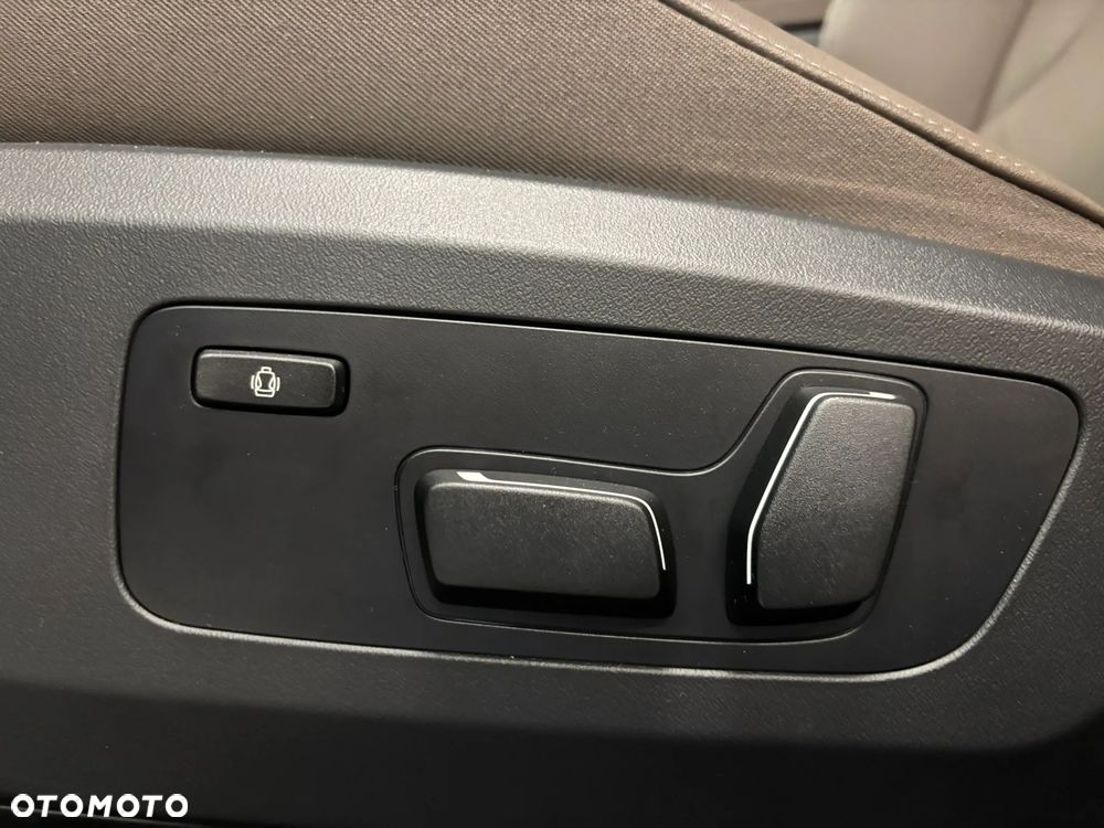 BMW X3 xDrive20d mHEV - 10