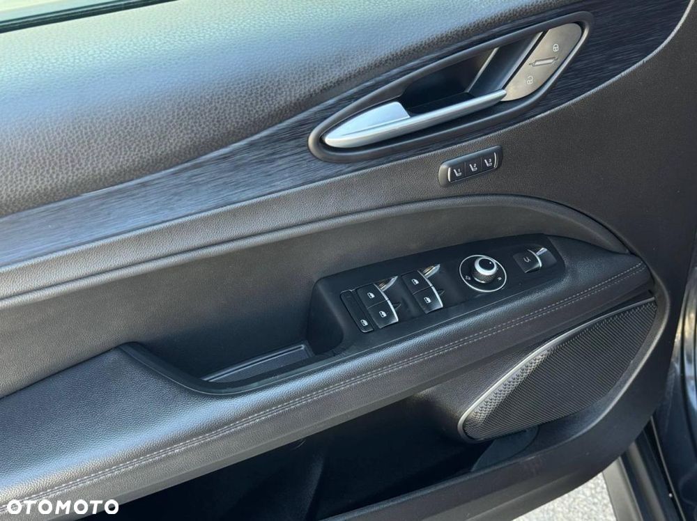 Alfa Romeo Stelvio 2.0 Turbo Sprint Q4 - 21