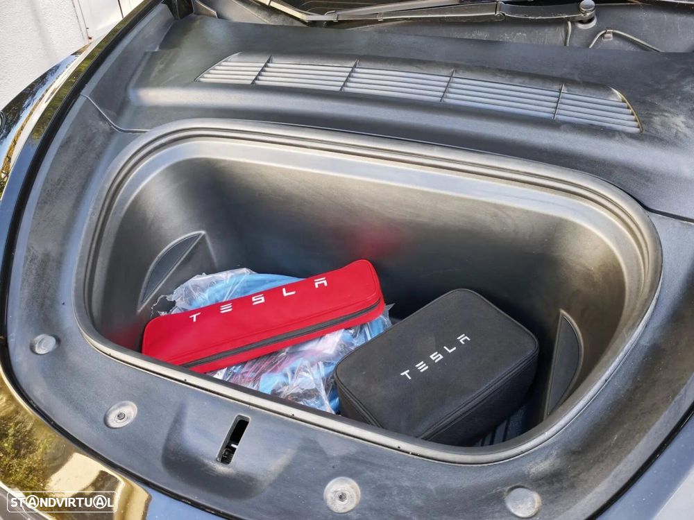 Tesla Model Y RWD - 7
